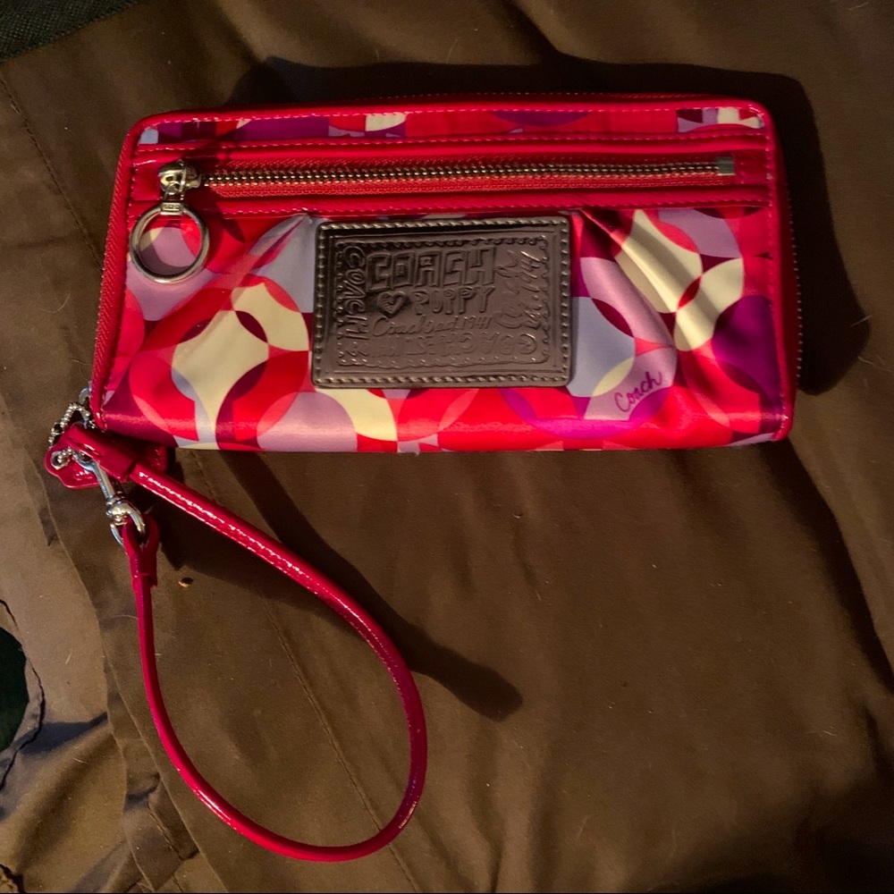 Authentic Coach Wristlet Wallet Poppy Collection